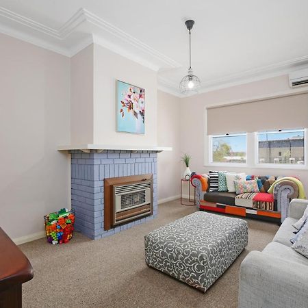 King'S Park Vila Tamworth Exterior foto